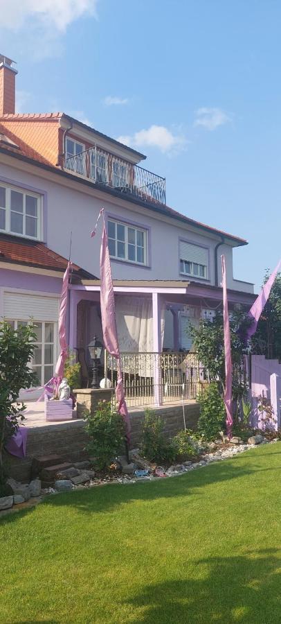 Villa Lila Sommerach Exterior photo